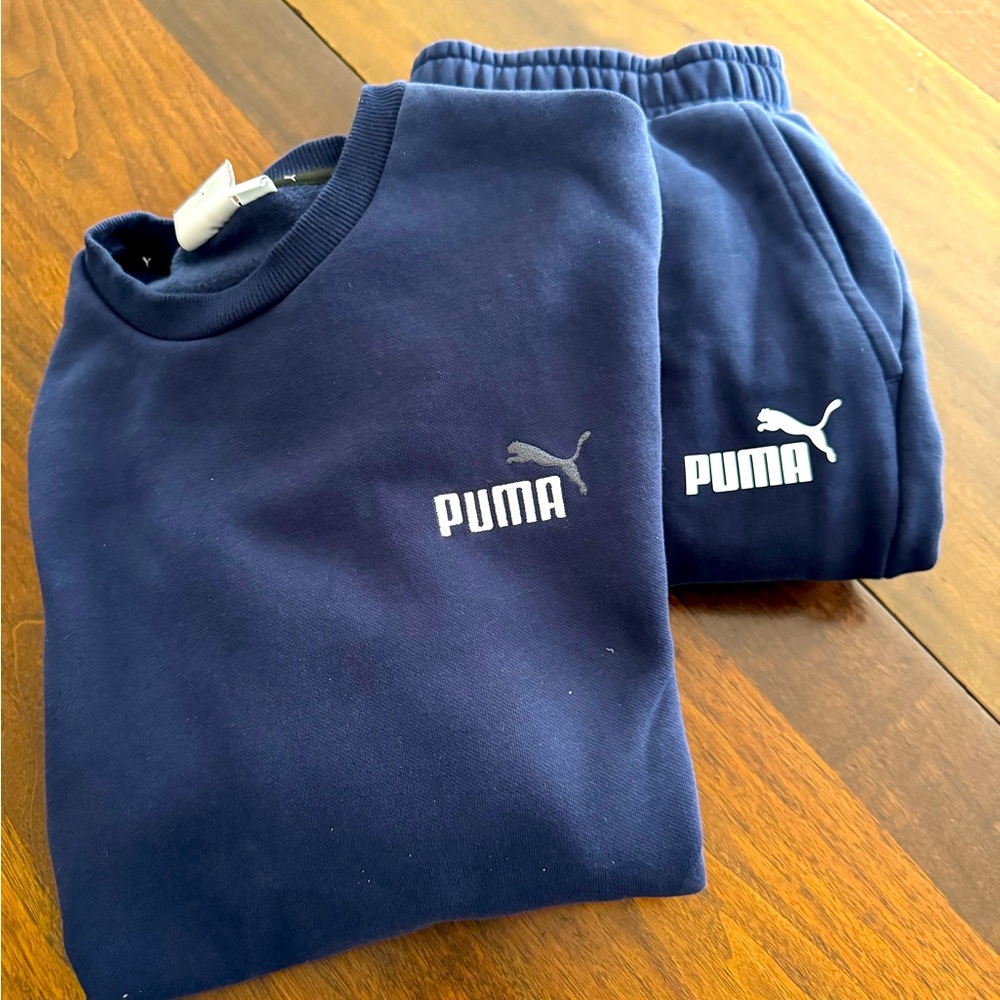 Puma fleece sweatshirt and pants - Large - Navy - like new never worn